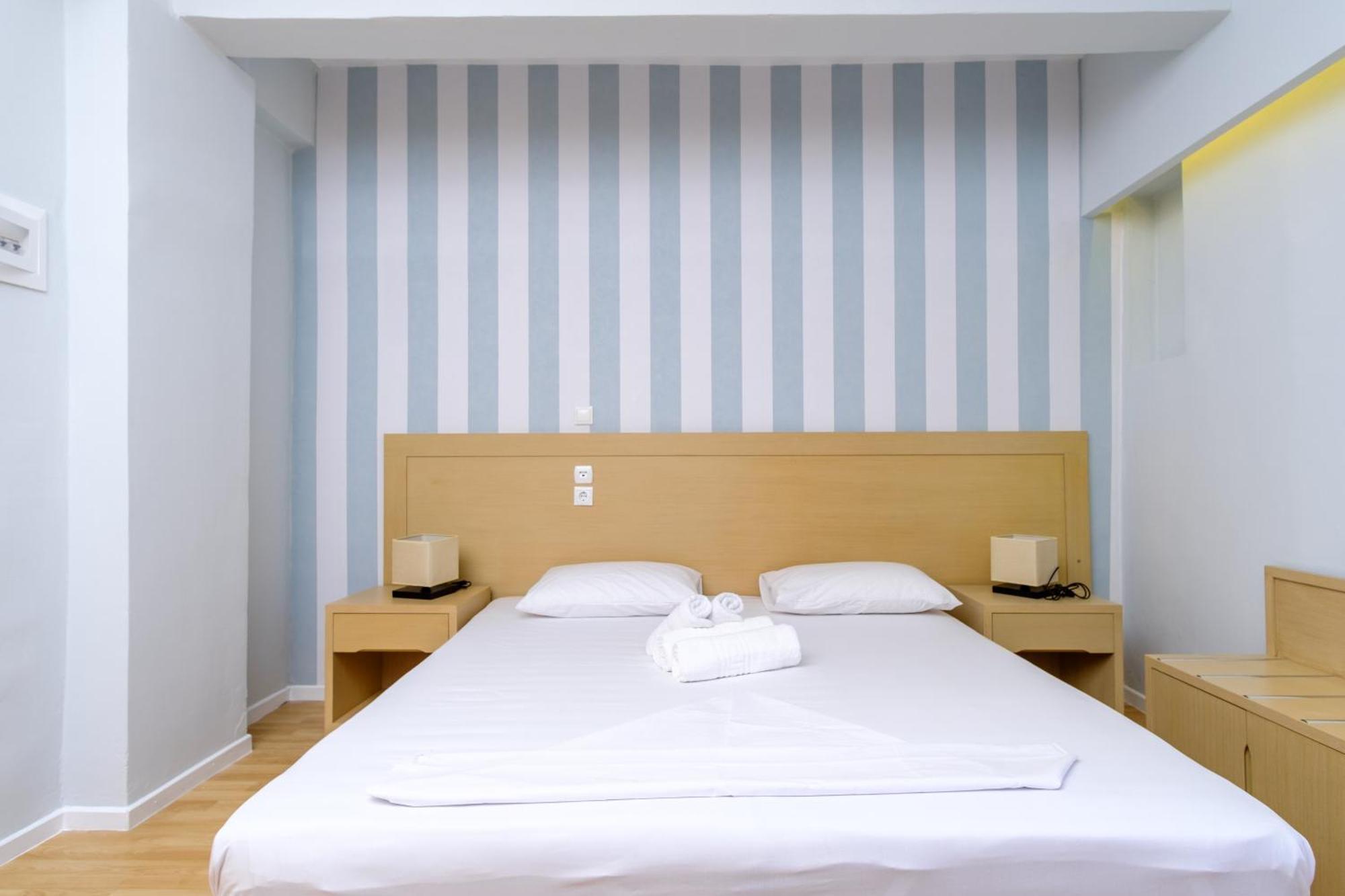Aphrodite Hotel Syros Kini Zewnętrze zdjęcie